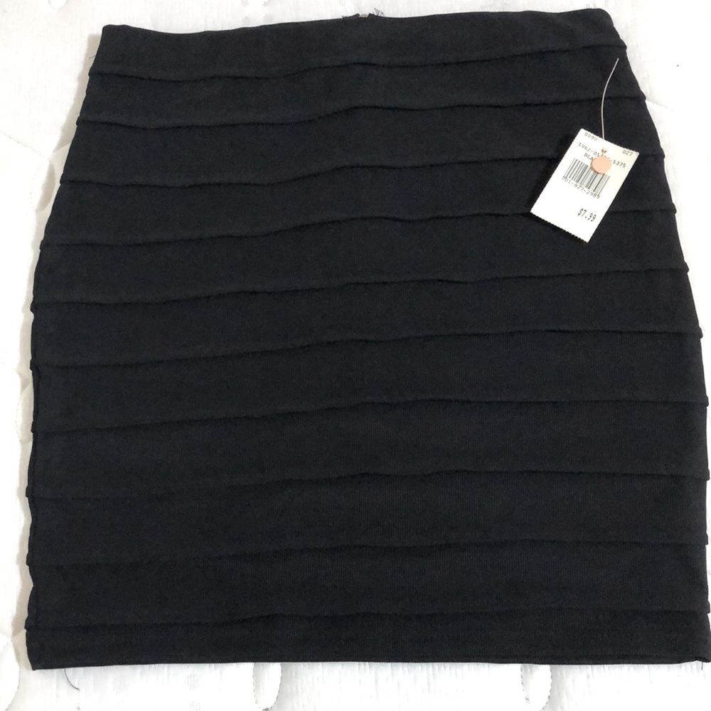 Súper cute Black skirt